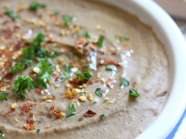 Slow Cooker Garlic Lentil Hummus