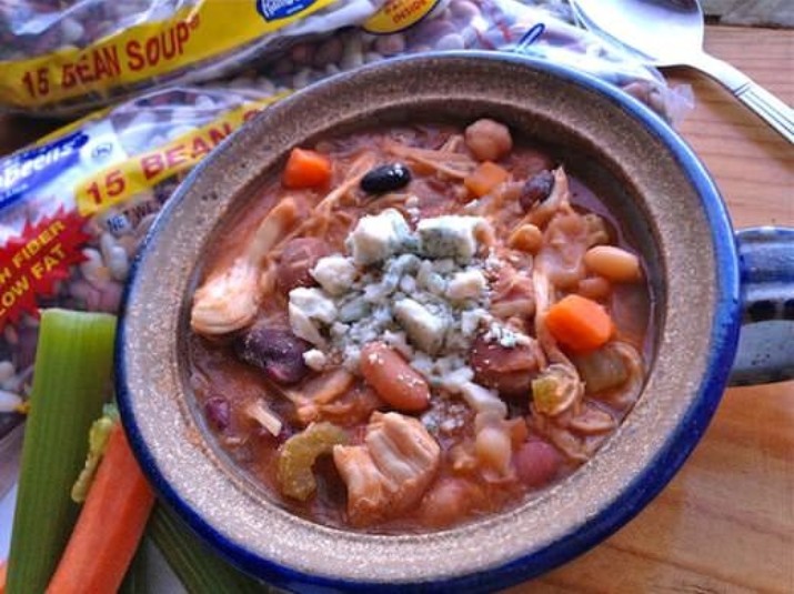 Slow Cooker Buffalo Chicken 15 BEAN SOUP®